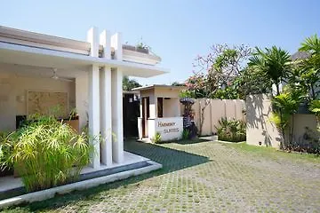 Resort Harmony Beach Suite Seminyak