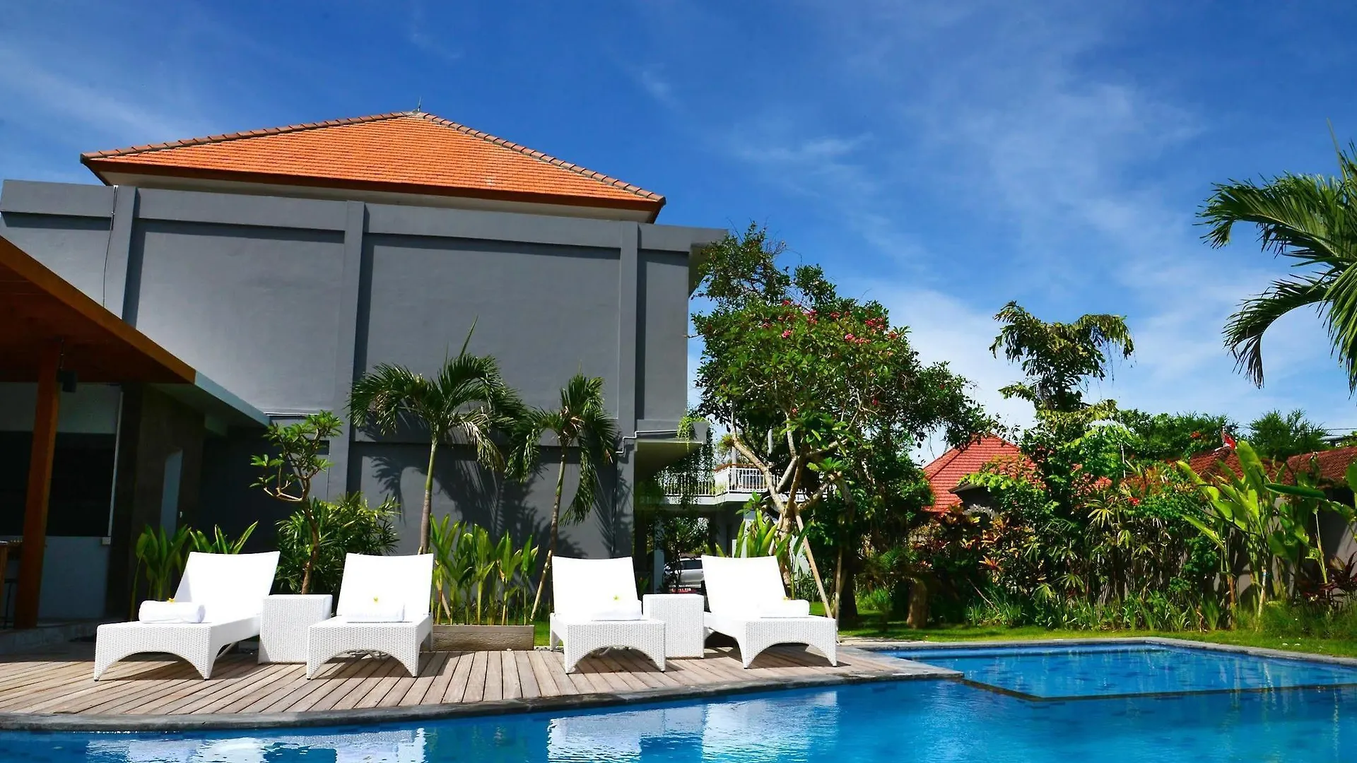 Resort Harmony Beach Suite Seminyak
