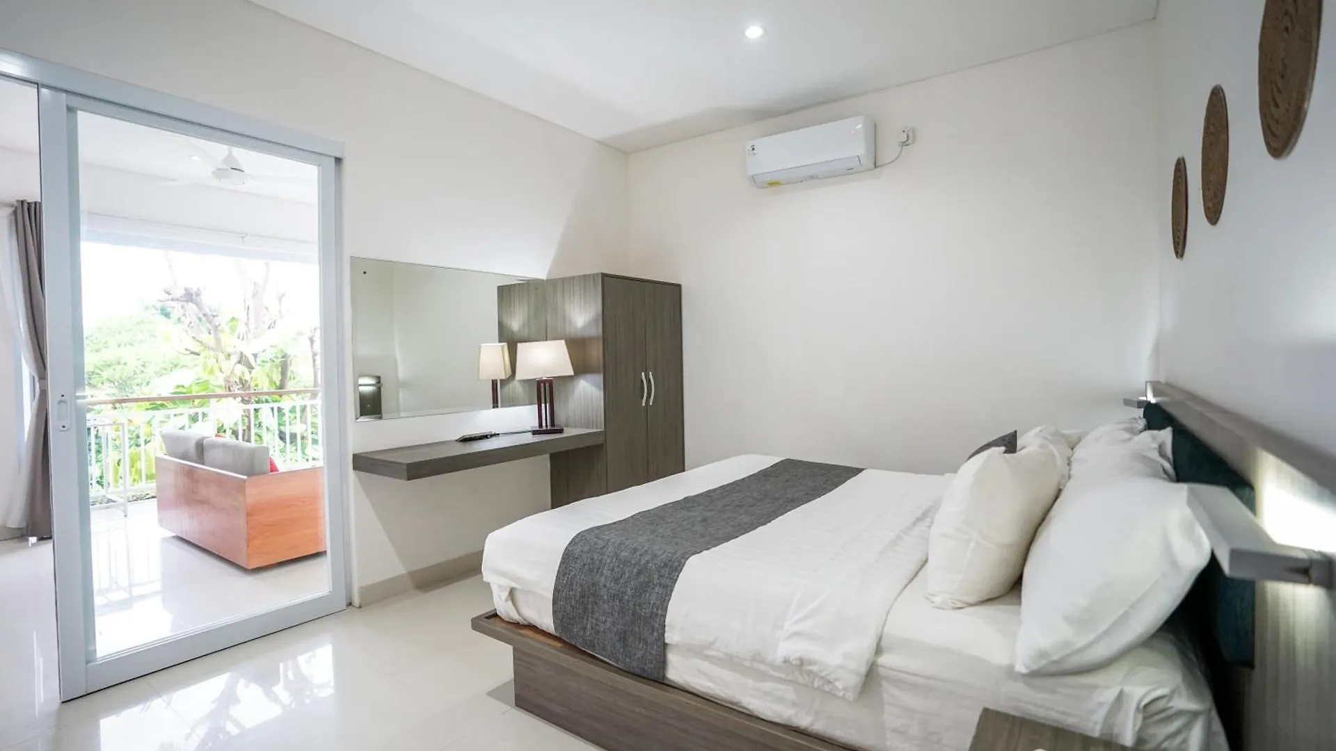 Resort Harmony Beach Suite Seminyak
